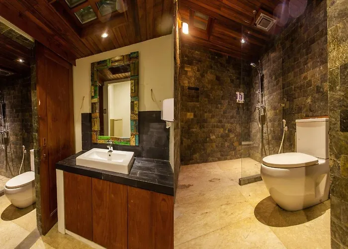 Hostel Nyaman Canggu